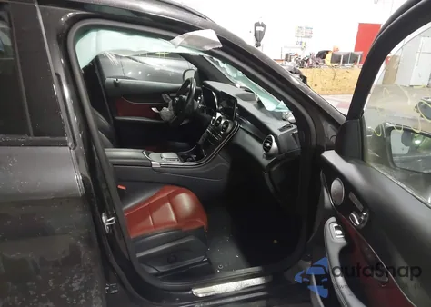 2021 Mercedes-Benz Glc 300 4Matic Suv from USA, damaged, VIN W1N0G8EBXMF867485